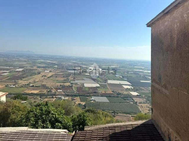 Appartamento in vendita di 80 m² in Via Vaccareccia, 32