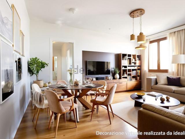 Appartamento in vendita di 80 m² in Via Val d&apos Enza Nord, 31