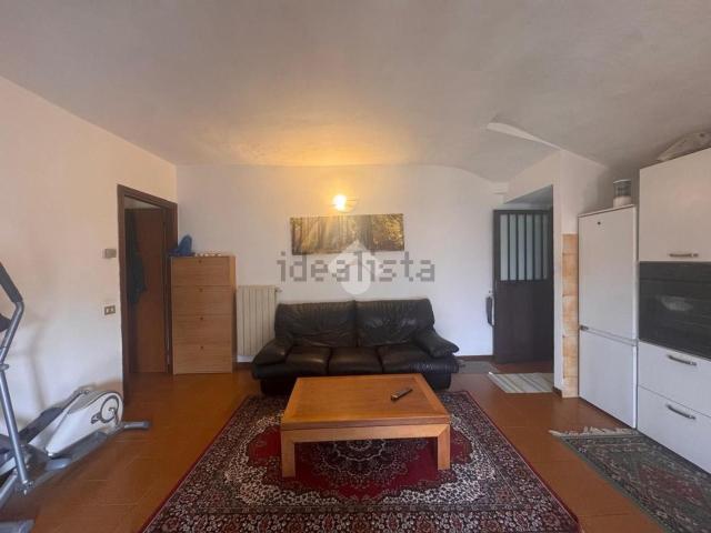Appartamento in vendita di 80 m² in Via Vallini, 1
