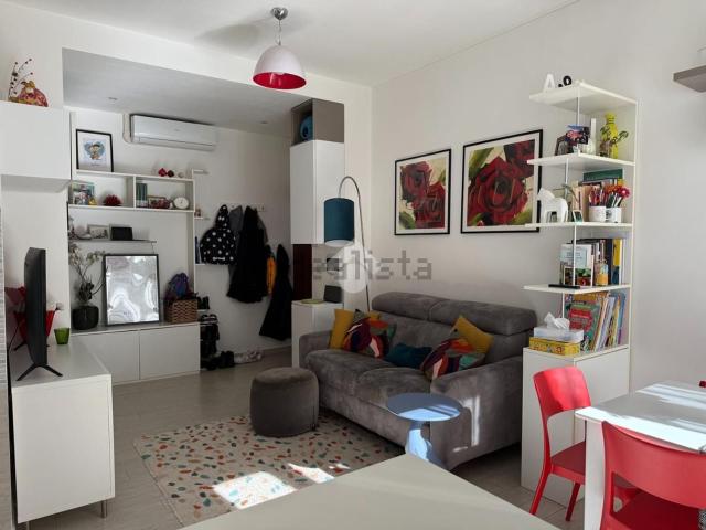 Appartamento in vendita di 80 m² in Via Vincenzo Vela, 8
