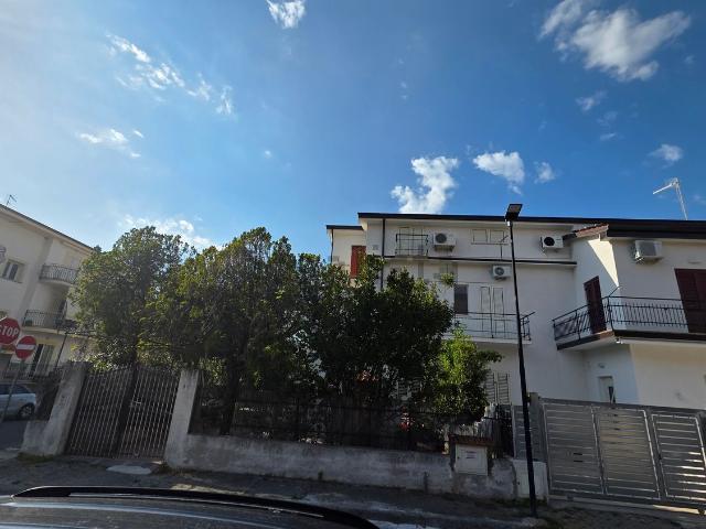 Appartamento in vendita di 80 m² in Via Vincenzo Bellini