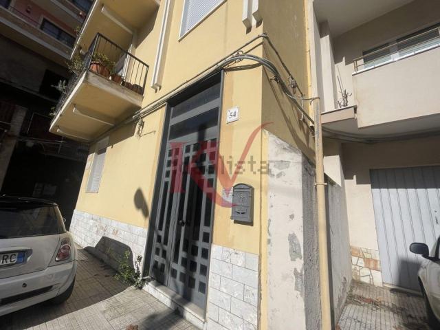Appartamento in vendita di 80 m² in Via Vincenzo Bellini, 50