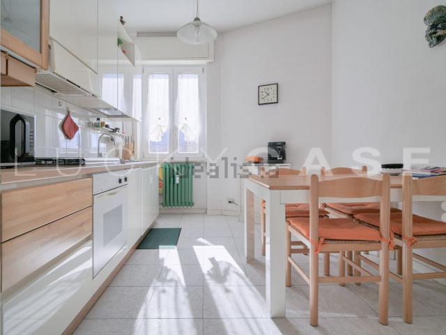 Appartamento in vendita di 80 m² in Via Vincenzo da Seregno, 4