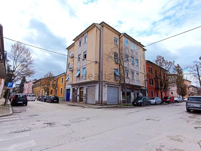 Appartamento in vendita di 80 m² in Via Vincenzo Monti, 28