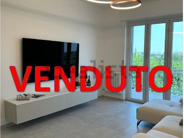 Appartamento in vendita di 80 m² in Via Vigevanese, 7