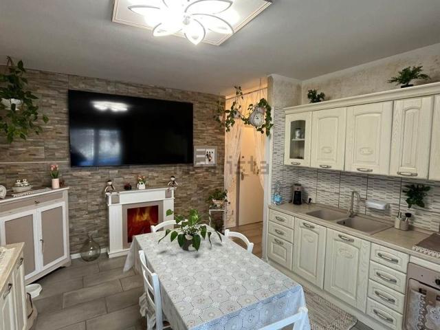 Appartamento in vendita di 80 m² in Via Vittorio Veneto, 25