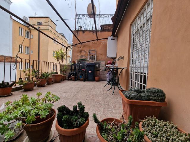 Appartamento in vendita di 80 m² in Via Volturno