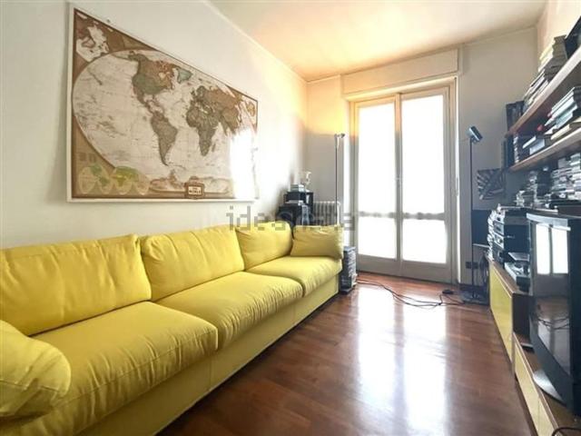 Appartamento in vendita di 80 m² in Via Achille Bizzoni