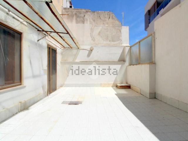 Appartamento in vendita di 80 m² in Via Achille Grandi, 17