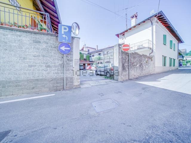 Appartamento in vendita di 80 m² in Via Achille Piazzi, 3