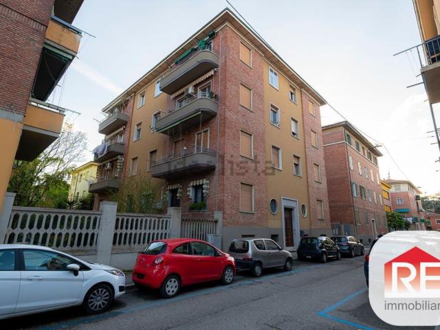 Appartamento in vendita di 80 m² in Via Achillini, 5