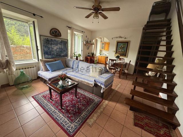 Appartamento in vendita di 80 m² in Via al Castello