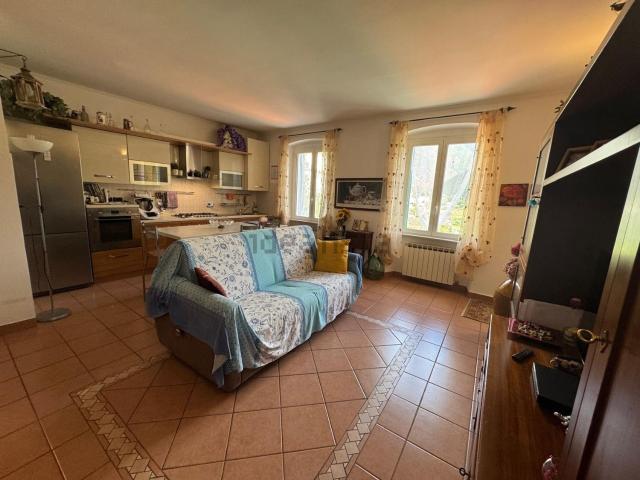 Appartamento in vendita di 80 m² in Via al Castello