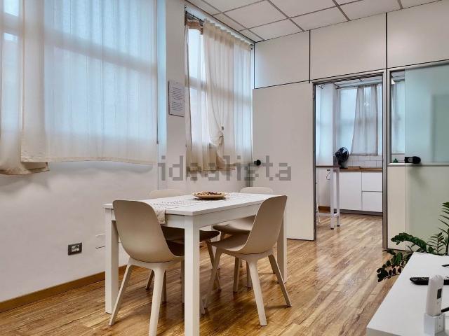 Appartamento in vendita di 80 m² in Via Alessandro Maggini, 55