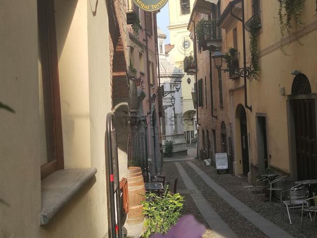 Appartamento in vendita di 80 m² in Via Alessandro Manzoni