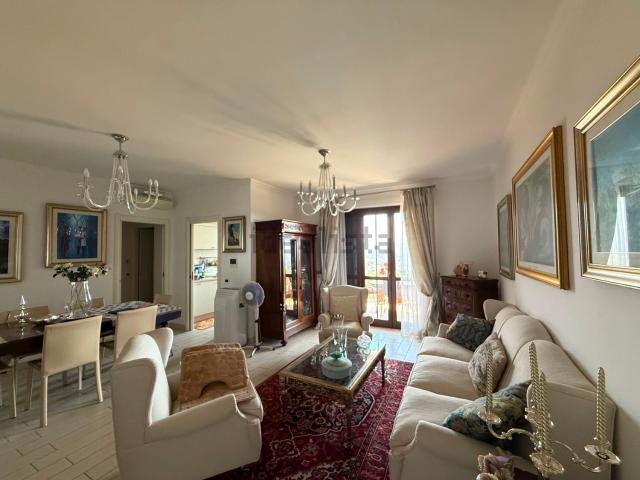 Appartamento in vendita di 80 m² in Via Amalfi, 7