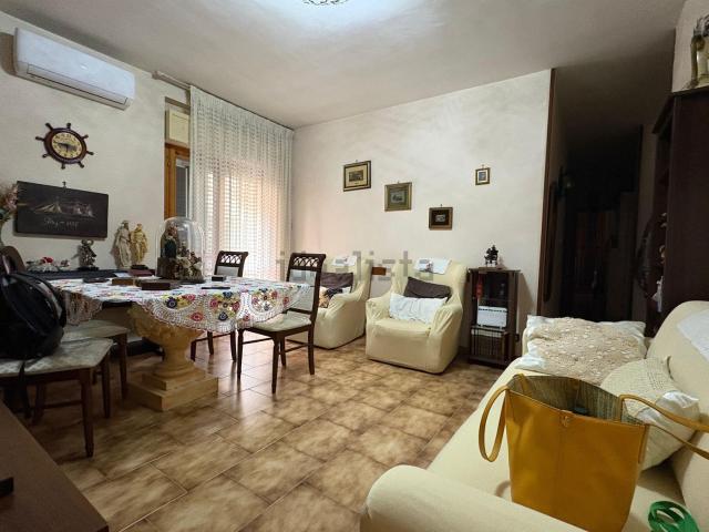 Appartamento in vendita di 80 m² in Via Antica Giardini Parco G. B. Futura