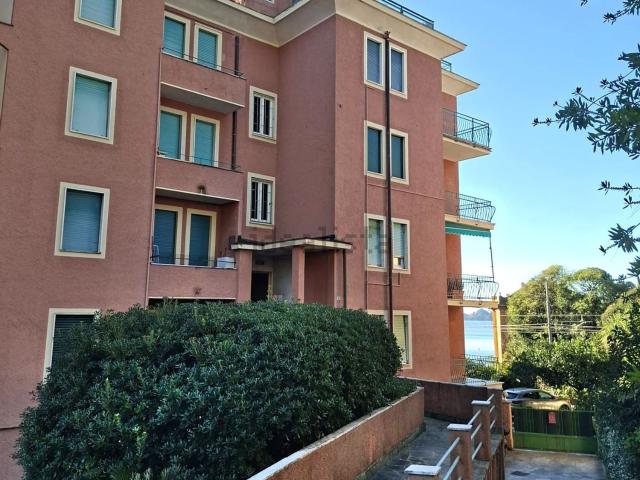 Appartamento in vendita di 80 m² in Via Aurelia Orientale, 10