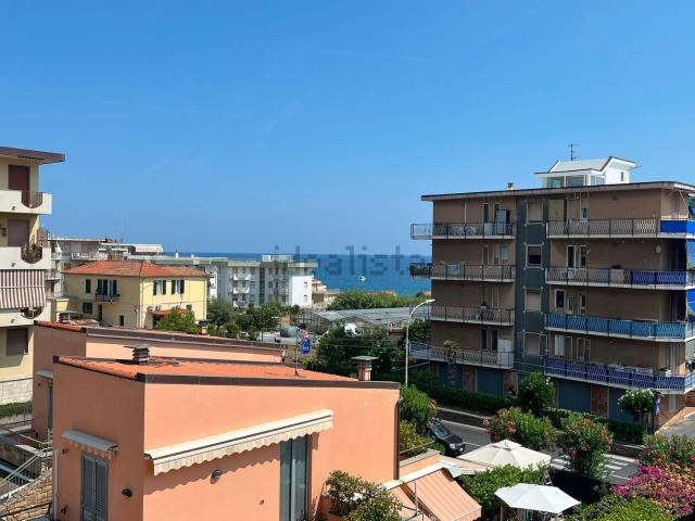Appartamento in vendita di 80 m² in Via Aurelia Ponente