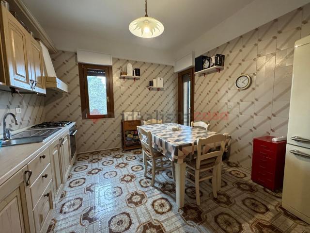 Appartamento in vendita di 80 m² in Via Bacone, 1
