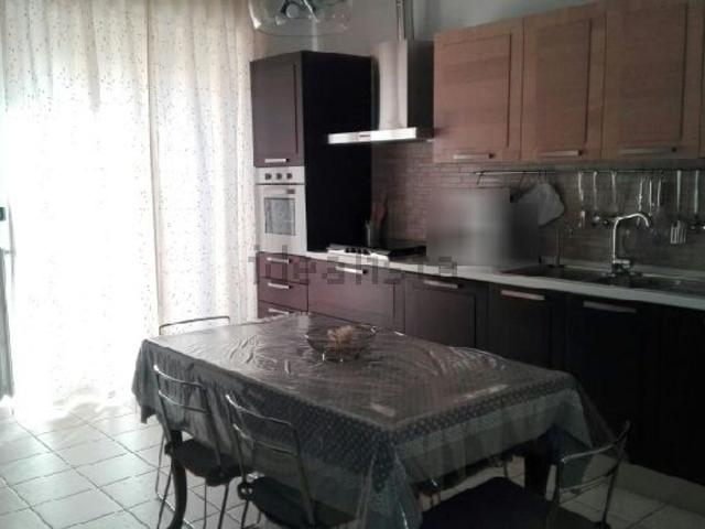 Appartamento in vendita di 80 m² in Via Brindisi, 52