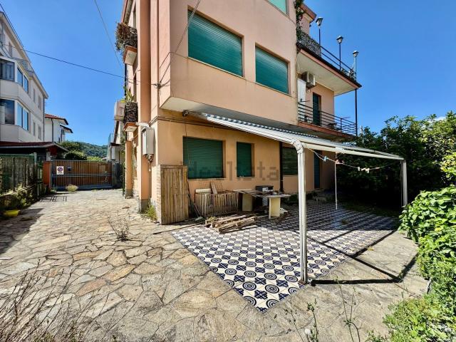 Appartamento in vendita di 80 m² in Via Brusco, 1