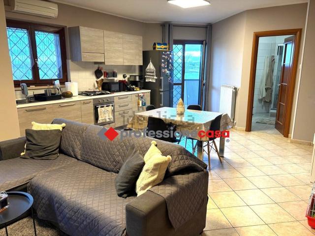 Appartamento in vendita di 80 m² in Via C. A. dalla Chiesa
