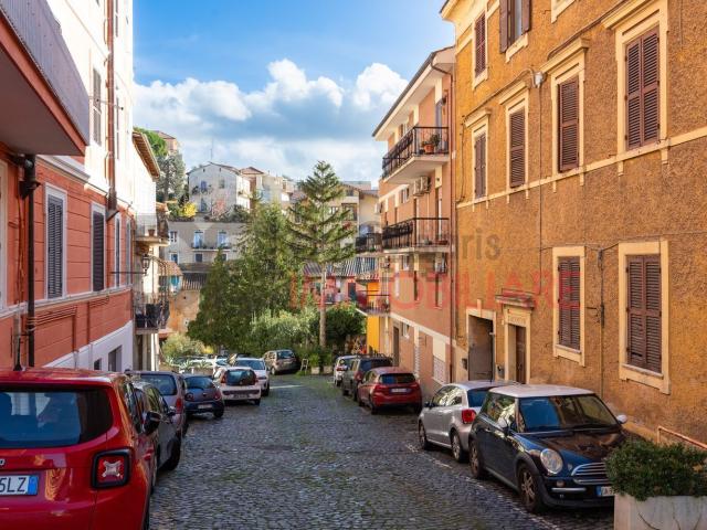 Appartamento in vendita di 80 m² in Via C.Battisti