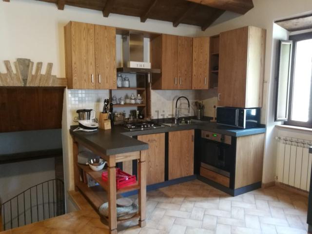 Appartamento in vendita di 80 m² in Via Campo dei Fiori, 19