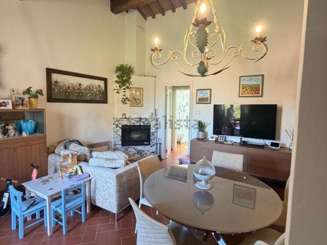 Appartamento in vendita di 80 m² in Via Caniparola