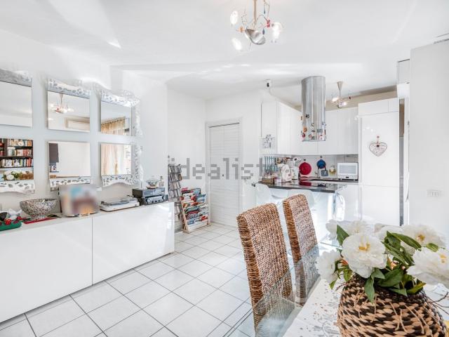 Appartamento in vendita di 80 m² in Via Caduti di Marcinelle, 10