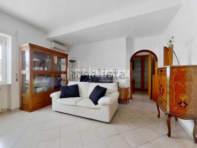 Appartamento in vendita di 80 m² in Via Cardinal Agliardi
