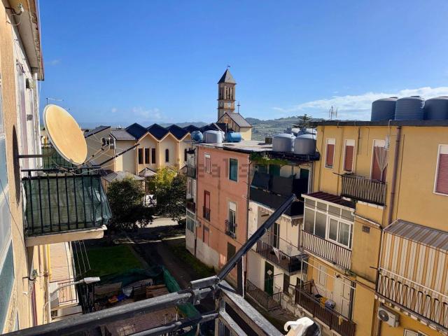Appartamento in vendita di 80 m² in Via Carlo Cattaneo, 14