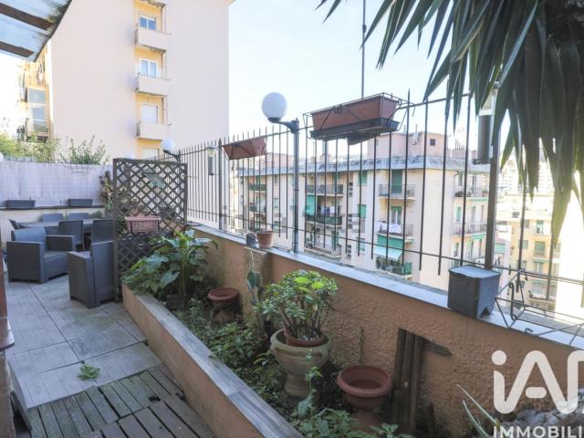 Appartamento in vendita di 80 m² in Via Carmelo Onorato, 57