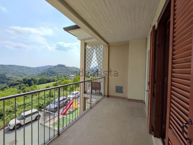 Appartamento in vendita di 80 m² in Via Castello
