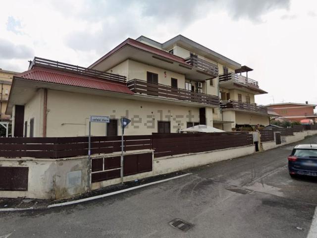 Appartamento in vendita di 80 m² in Via Cefalà Diana, 1