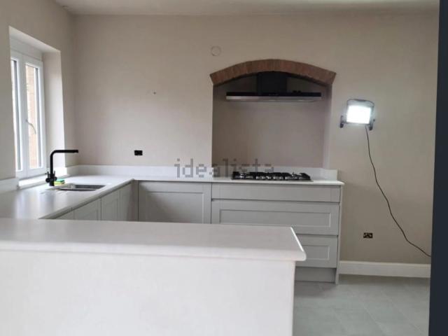 Appartamento in vendita di 80 m² in Via Cesare Battisti