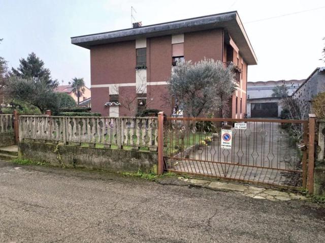 Appartamento in vendita di 80 m² in Via Charles Garnier, 54