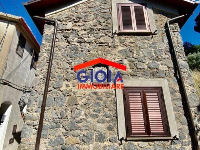 Appartamento in vendita di 80 m² in Via Chiesa del cescheto, 72
