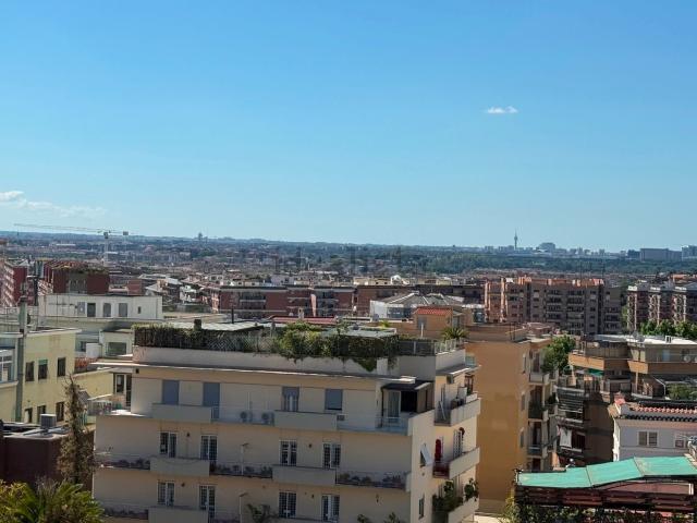 Appartamento in vendita di 80 m² in Via Cino da Pistoia, 12