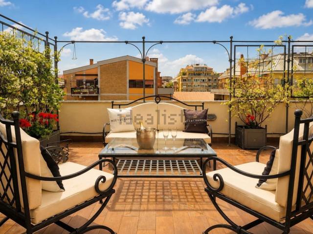 Appartamento in vendita di 80 m² in Via Città di Castello