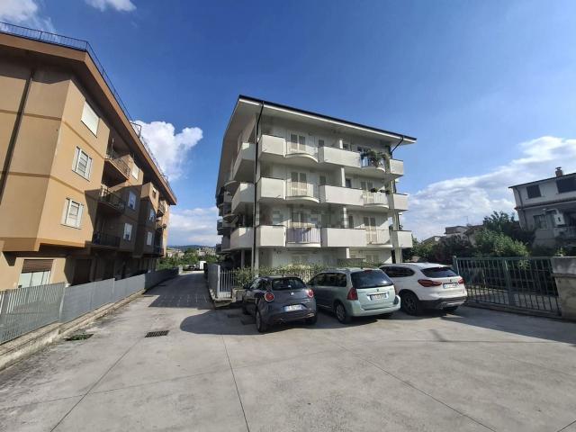 Appartamento in vendita di 80 m² in Via Conte Canofari, 3