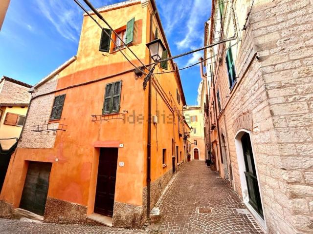 Appartamento in vendita di 80 m² in Via Cortesi, 2