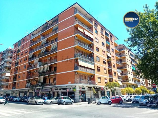 Appartamento in vendita di 80 m² in Via Claudio Asello