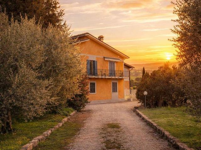 Appartamento in vendita di 80 m² in Via Crocefissi