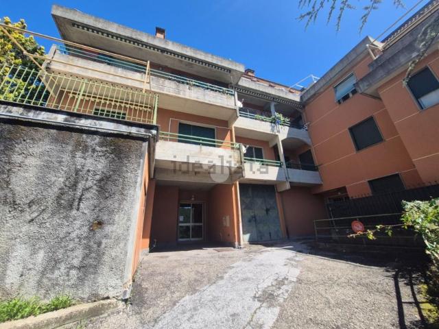 Appartamento in vendita di 80 m² in Via Cristoforo Colombo, 14