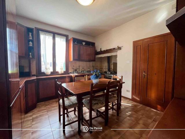 Appartamento in vendita di 80 m² in Via Dante Alighieri, 163