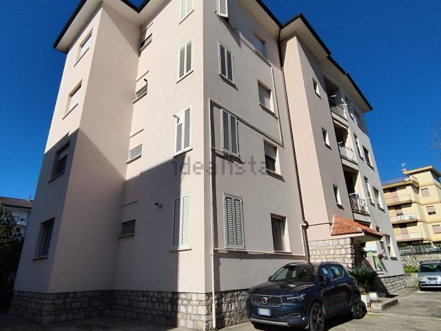 Appartamento in vendita di 80 m² in Via degli Ulivi, 6