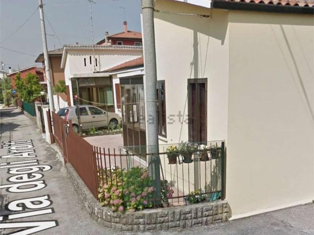 Appartamento in vendita di 80 m² in Via degli Arditi