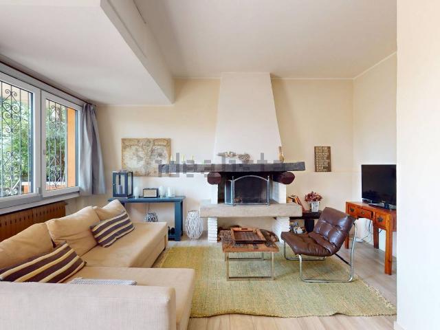 Appartamento in vendita di 80 m² in Via dei Salici, 9